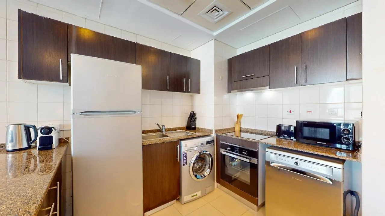 Bay Central 1 - One Bed With Stunning Marina View Dubai